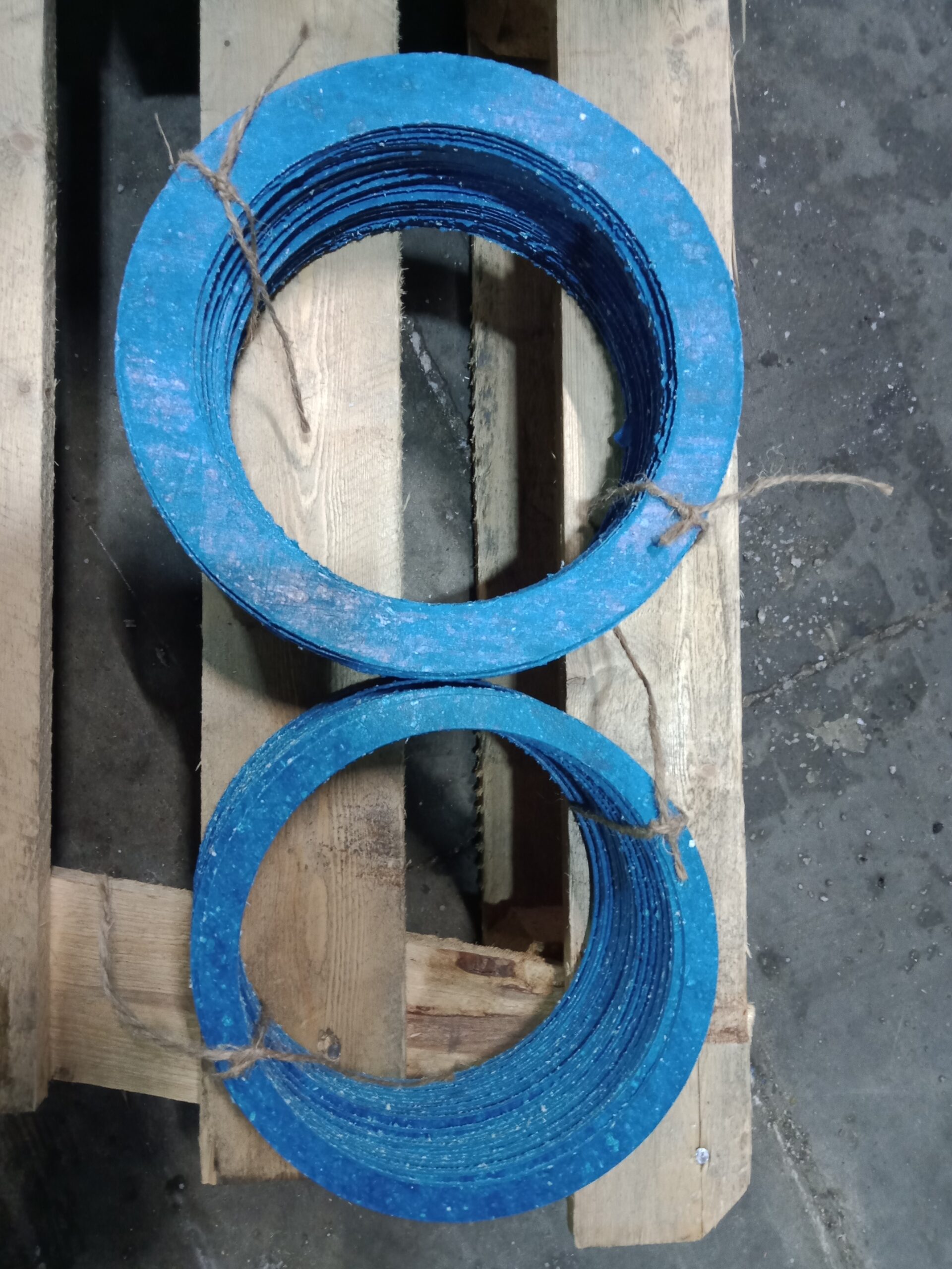 Прокладки из безасбестового паронита